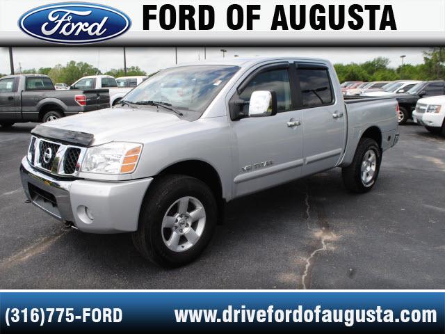 Photo of 2005 Nissan Titan