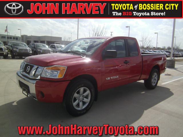 Photo of 2010 Nissan Titan