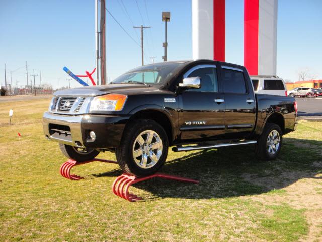 Photo of 2010 Nissan Titan