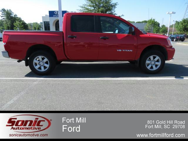 Photo of 2010 Nissan Titan