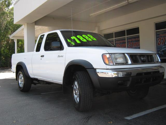 Photo of 2000 Nissan Frontier