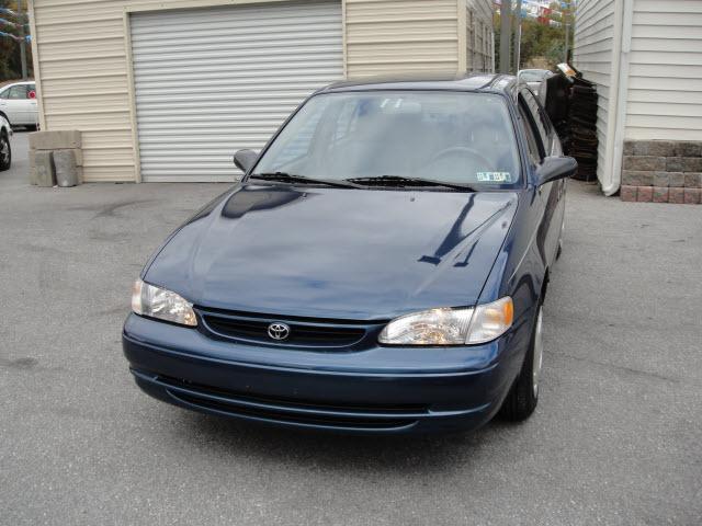 Photo of 2000 Toyota Corolla
