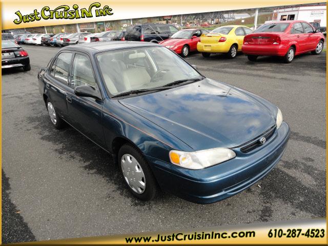 Photo of 1999 Toyota Corolla