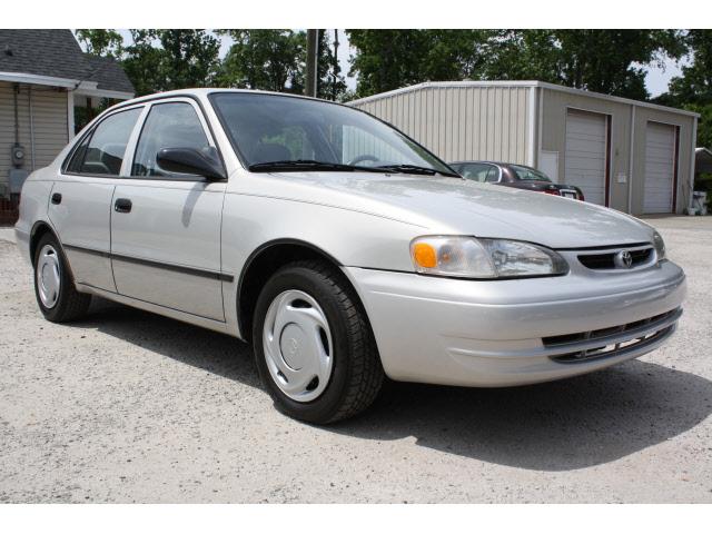 Photo of 2000 Toyota Corolla