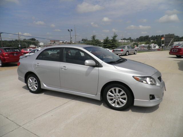Photo of 2010 Toyota Corolla