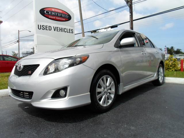 Photo of 2010 Toyota Corolla
