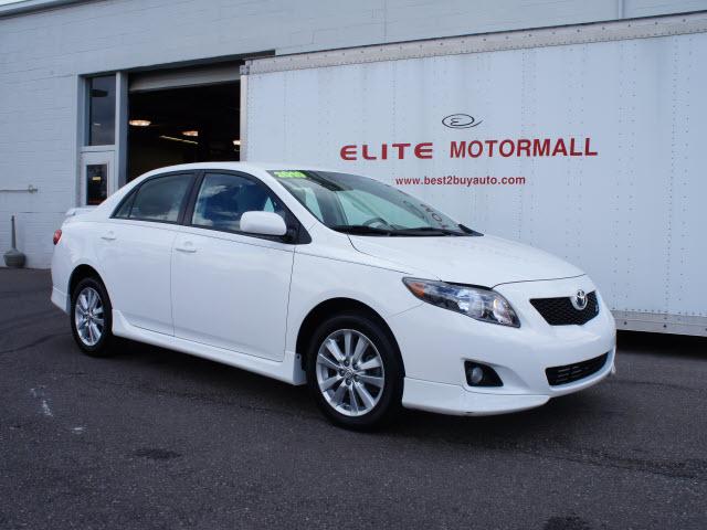 Photo of 2010 Toyota Corolla