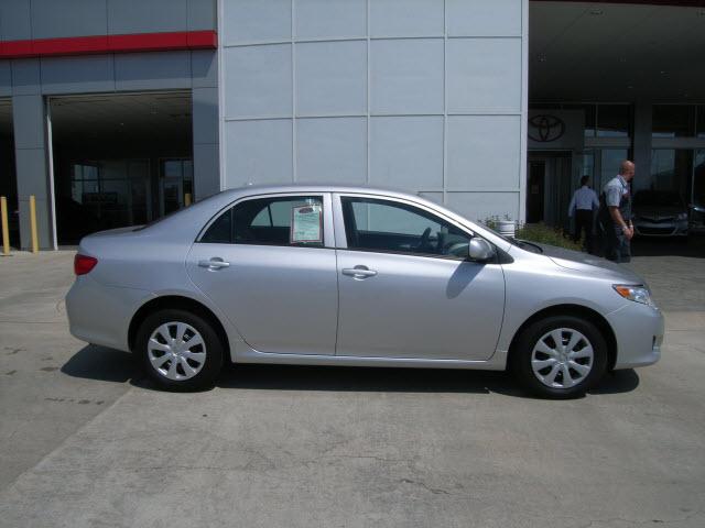 Photo of 2010 Toyota Corolla
