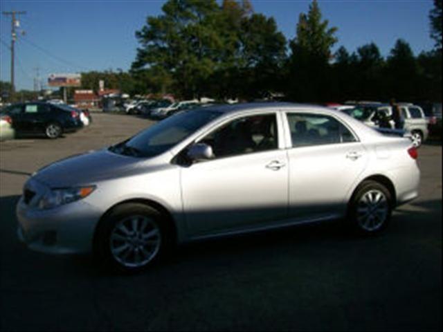 Photo of 2010 Toyota Corolla