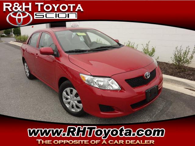 Photo of 2010 Toyota Corolla