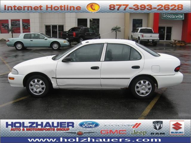 Photo of 1997 Geo Prizm