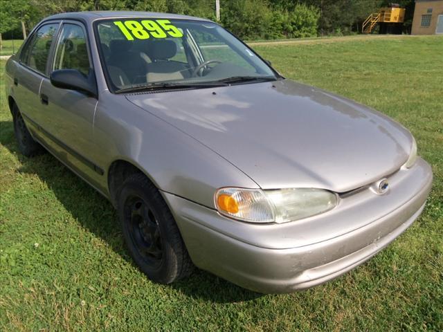 Photo of 1999 Chevrolet Prizm