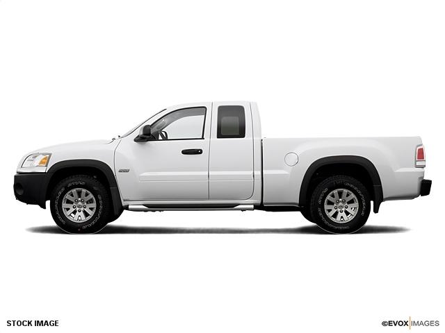 Photo of 2006 Mitsubishi Raider