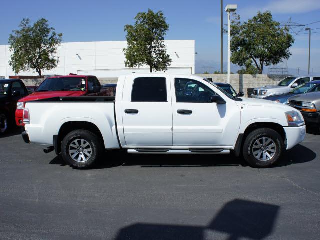 Photo of 2007 Mitsubishi Raider