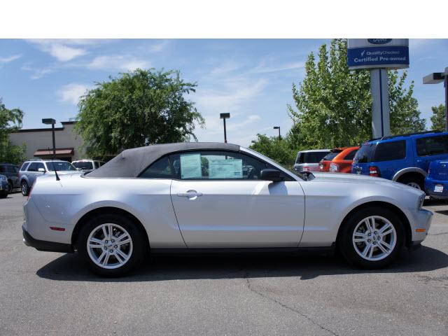 Photo of 2012 Ford MUSTANG