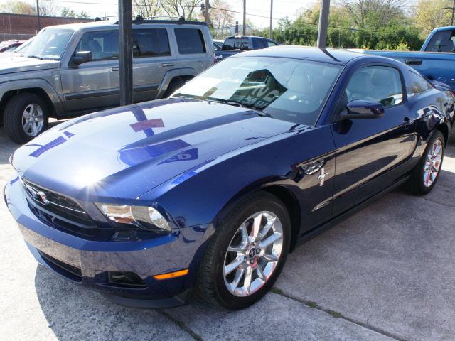 Photo of 2011 Ford Mustang