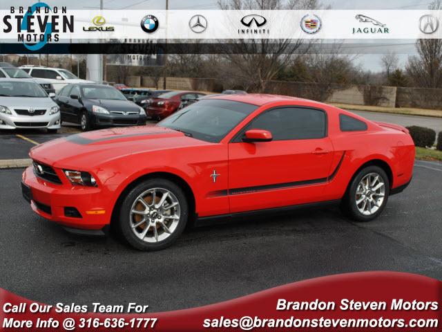 Photo of 2011 Ford Mustang