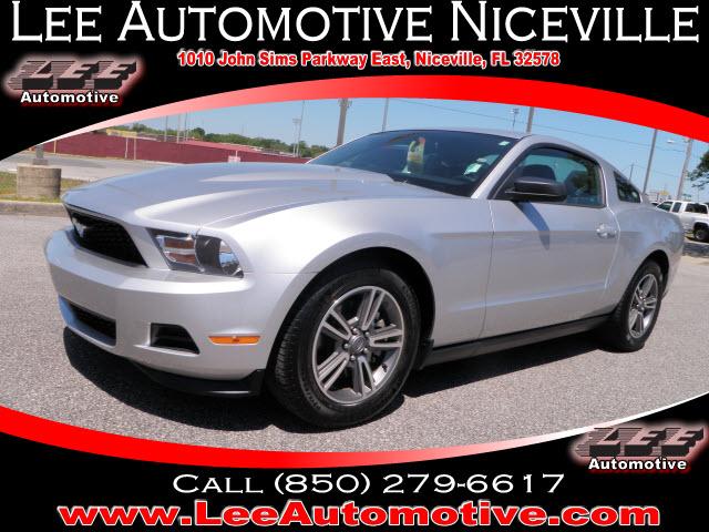 Photo of 2011 Ford Mustang
