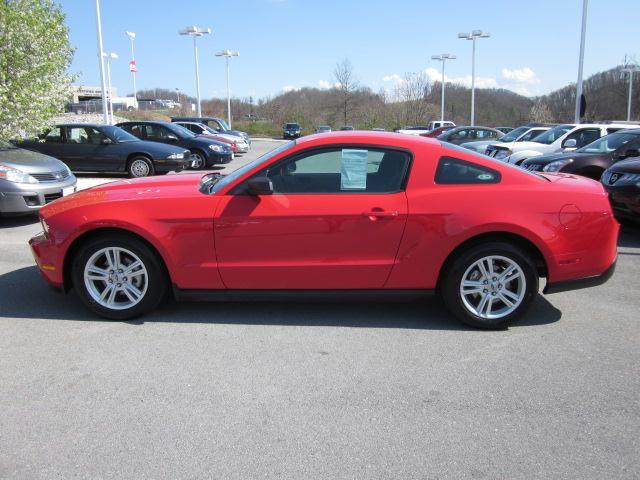 Photo of 2010 Ford Mustang
