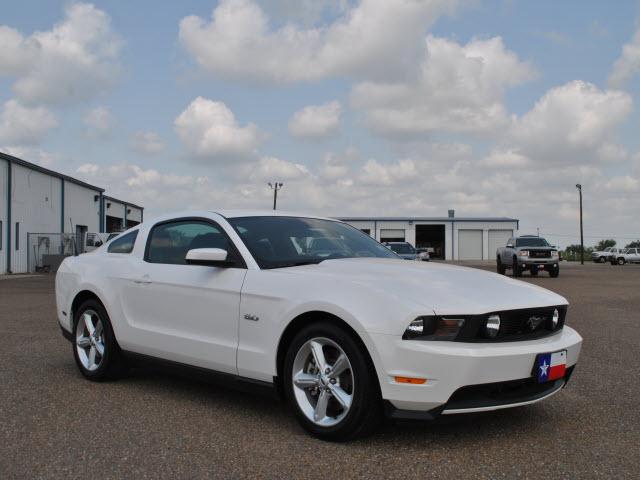 Photo of 2011 Ford Mustang