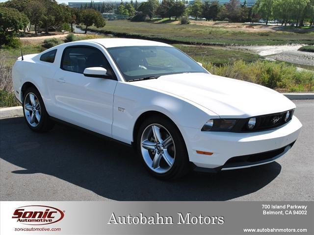 Photo of 2010 Ford Mustang