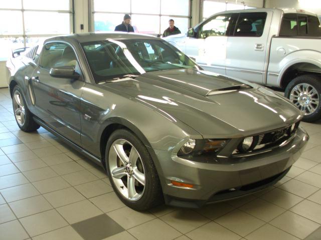 Photo of 2010 Ford Mustang