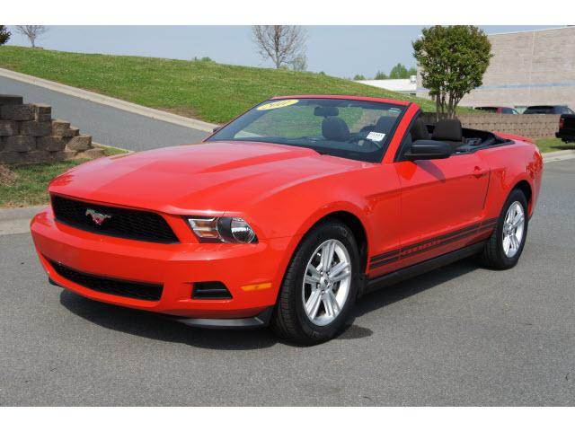 Photo of 2011 Ford Mustang