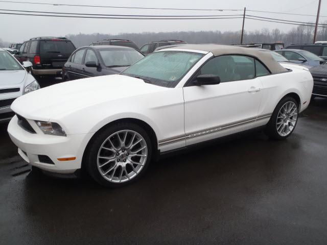 Photo of 2011 Ford Mustang