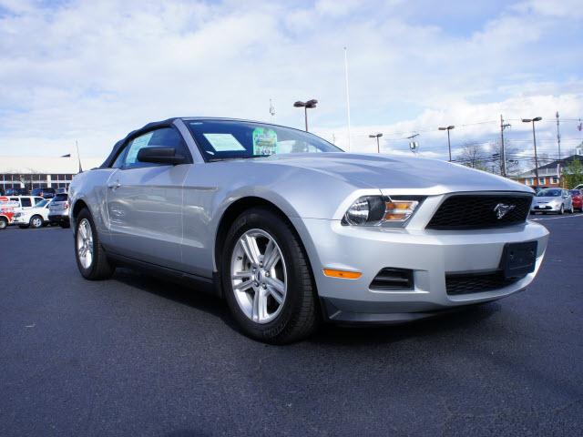 Photo of 2011 Ford Mustang