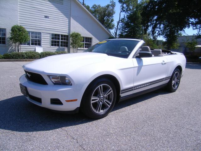 Photo of 2010 Ford Mustang