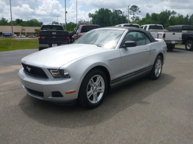 Photo of 2010 Ford Mustang