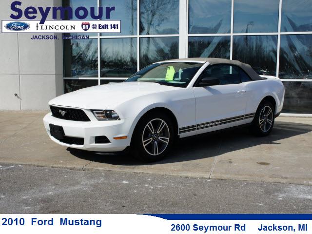 Photo of 2010 Ford Mustang