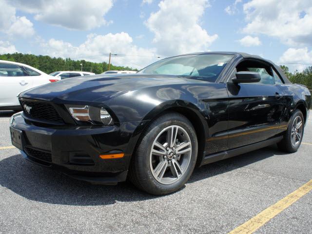 Photo of 2010 Ford Mustang