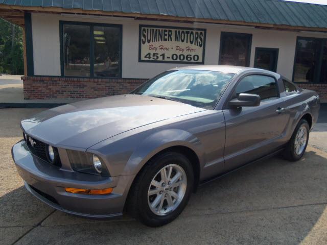 Photo of 2007 Ford Mustang