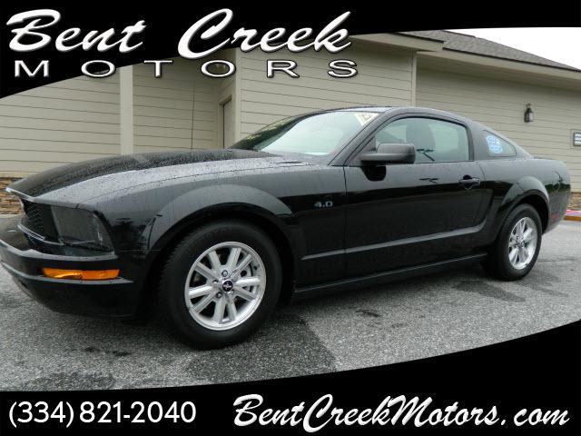 Photo of 2006 Ford Mustang