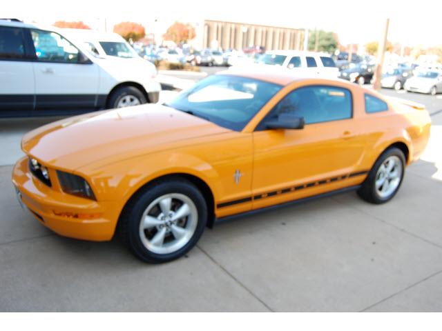 Photo of 2007 Ford Mustang