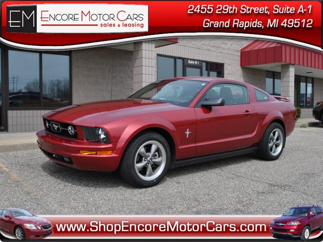 Photo of 2006 Ford Mustang