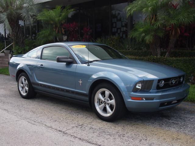 Photo of 2007 Ford Mustang