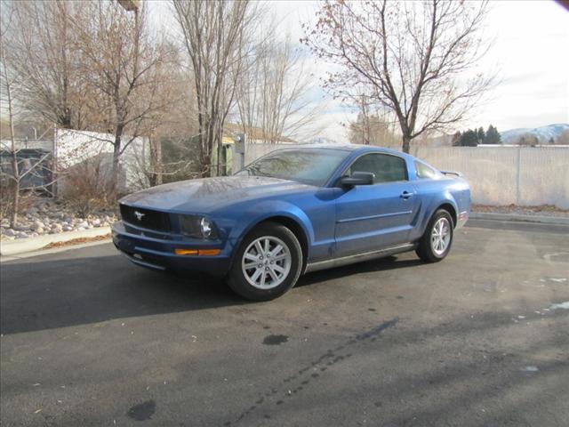 Photo of 2006 Ford Mustang