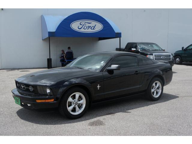 Photo of 2007 Ford Mustang