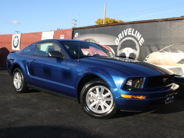 Photo of 2007 Ford Mustang