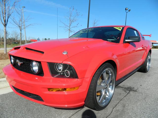 Photo of 2007 Ford Mustang
