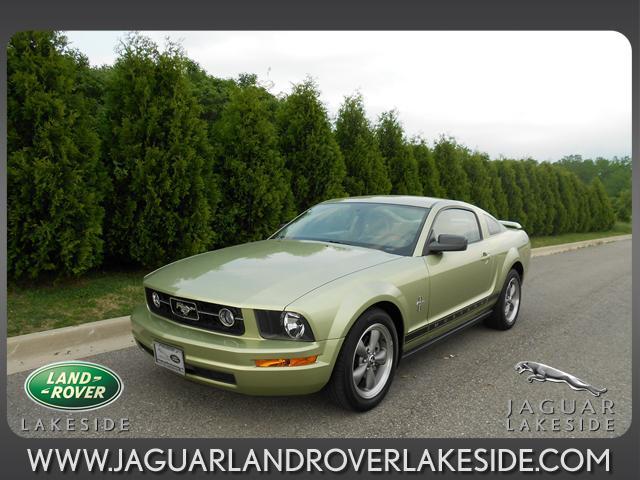 Photo of 2006 Ford Mustang