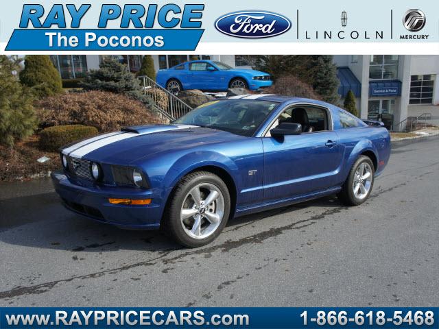 Photo of 2007 Ford Mustang