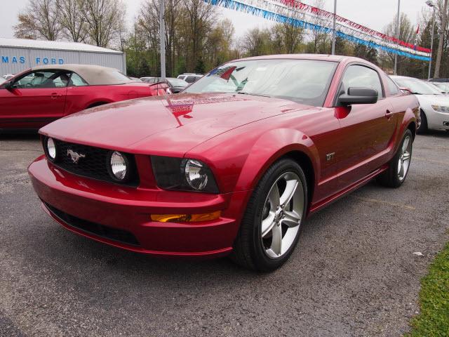 Photo of 2006 Ford Mustang