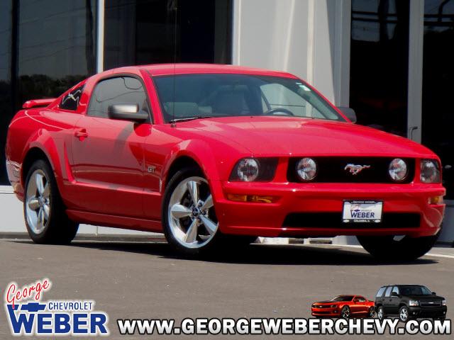 Photo of 2006 Ford Mustang