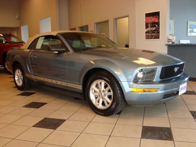Photo of 2007 Ford Mustang