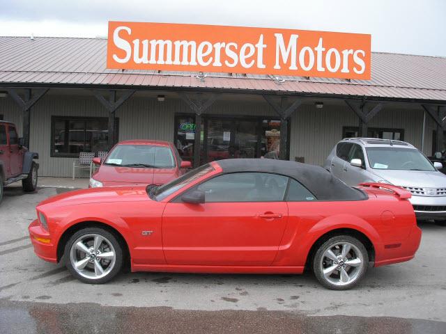 Photo of 2006 Ford Mustang