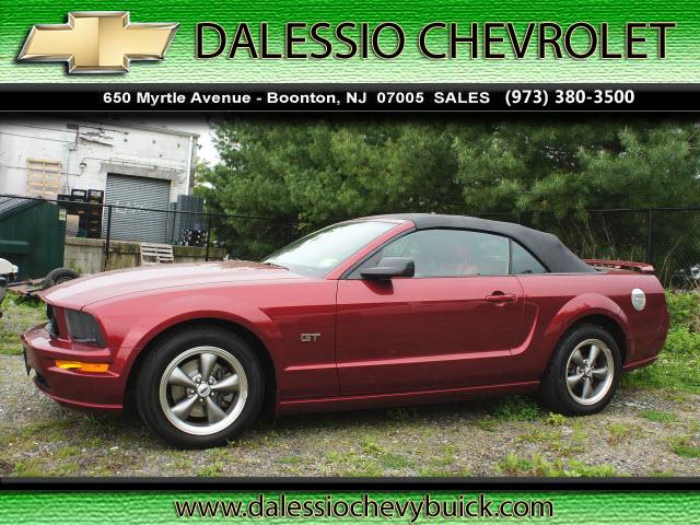 Photo of 2006 Ford Mustang