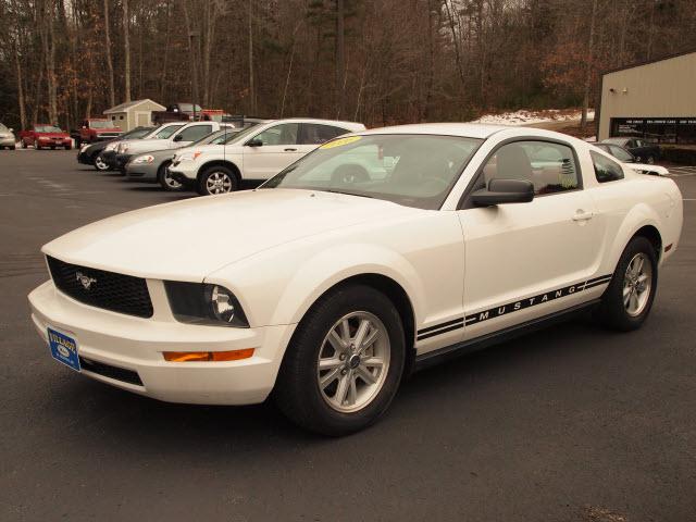 Photo of 2006 Ford Mustang